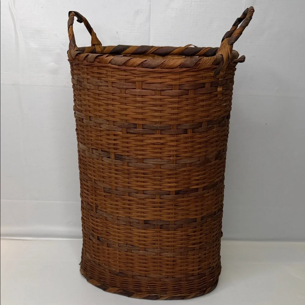 Source Unknown Rustic Brown Woven Basket 12x7 with Handles